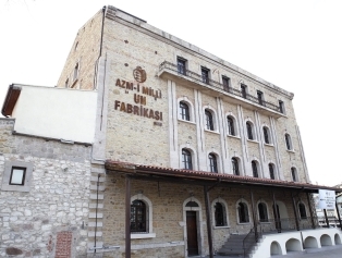 Azm-i Millî Science and Industry Museum Galeri