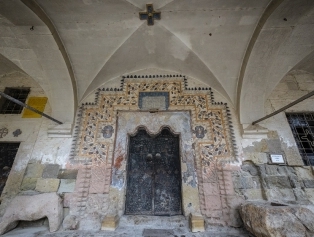 Aios Konstantinos - Eleni Church Galeri